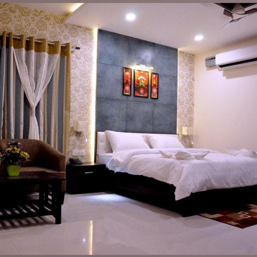 Hotel Bellevue , Gwalior Exterior foto